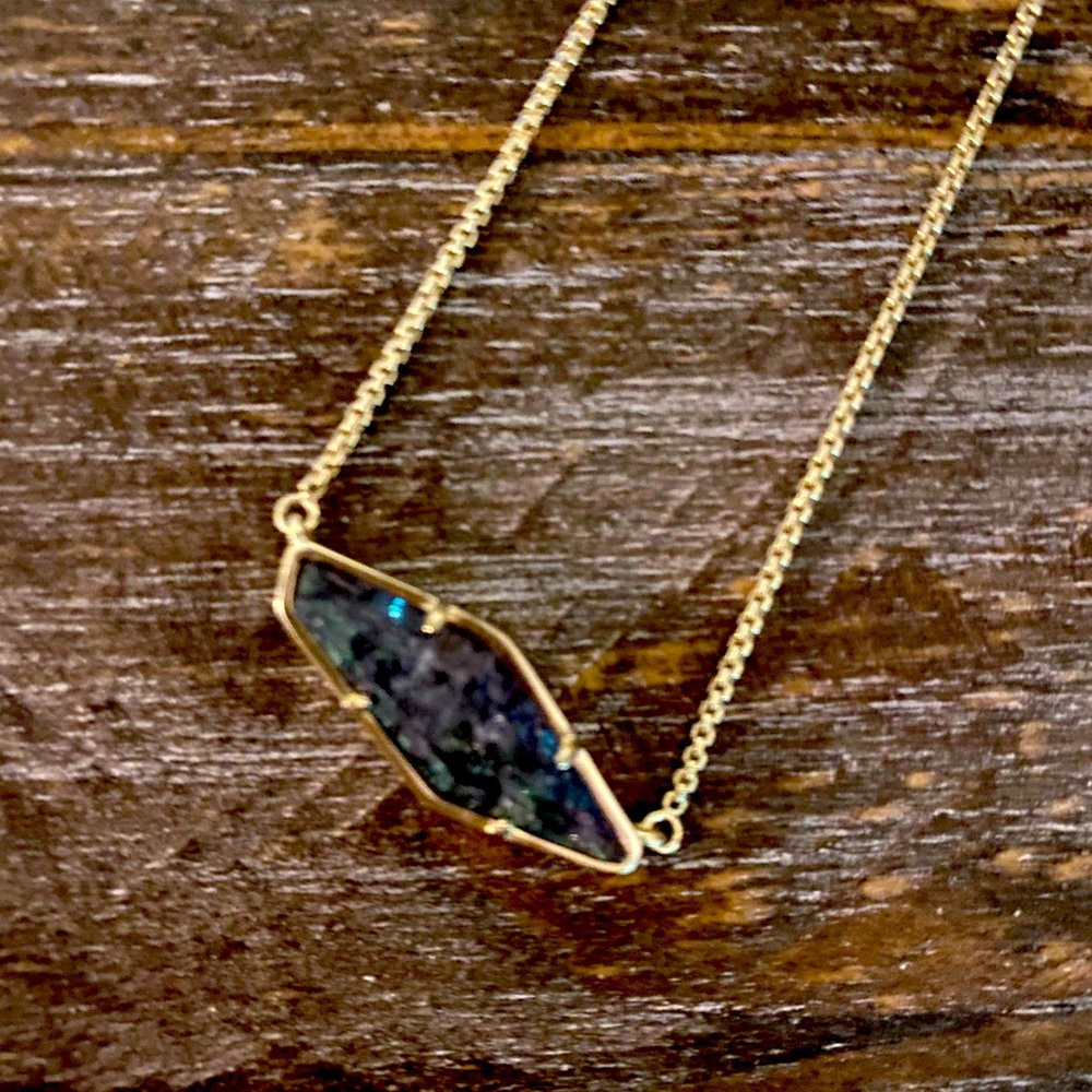 Kendra Scott Necklace